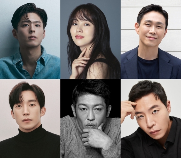 6명의 남녀가 각기 다른 포즈로 촬영한 증명사진 스타일의 인물 사진이 2행 3열로 배열되어 있다.