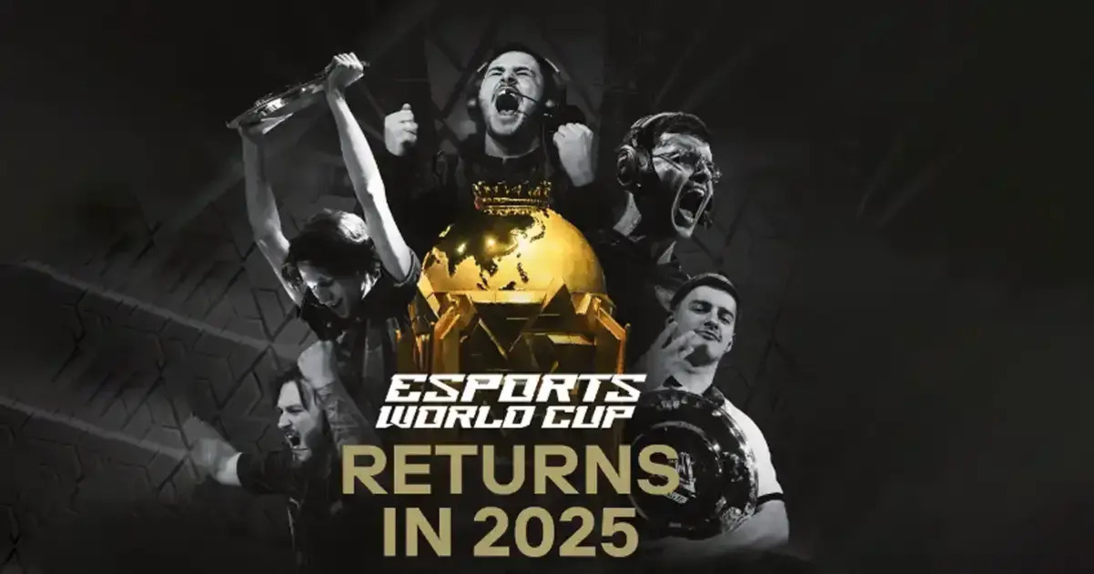 여러 명의 e스포츠 선수들이 트로피를 들고 환호하는 모습과 함께 'ESPORTS WORLD CUP RETURNS IN 2025'라는 문구가 있는 포스터 이미지